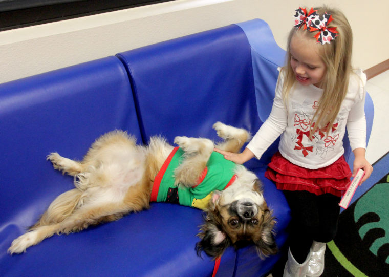 Fort Hood Paws for Reading